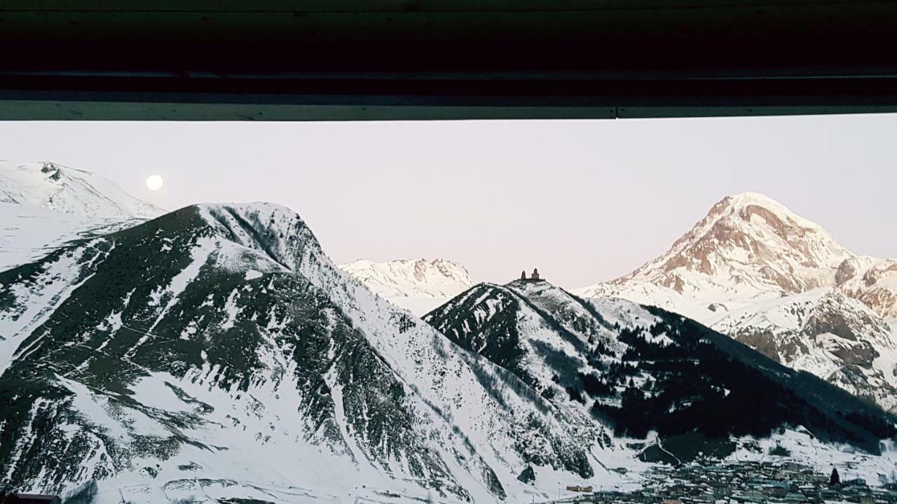 Hotel Rustaveli St11 à Kazbegi Extérieur photo