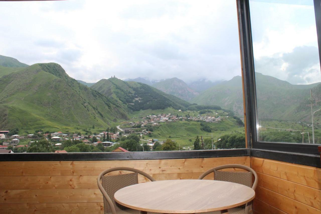 Hotel Rustaveli St11 à Kazbegi Extérieur photo